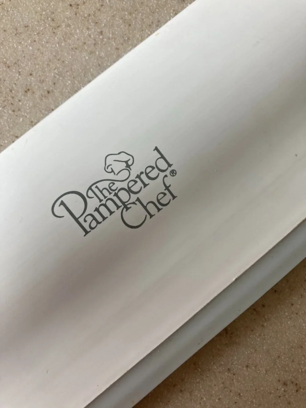 NIP The Pampered Chef White and Silver Handy Scraper #1615